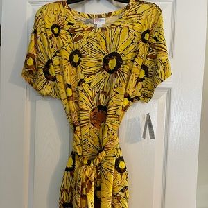 Lularoe Mitzi top